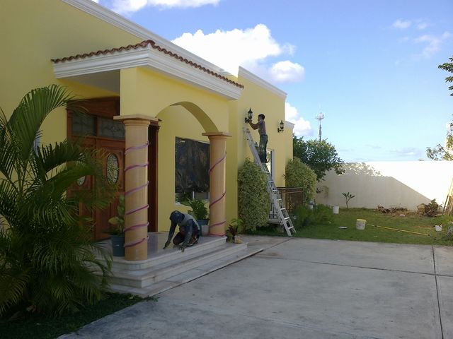 Suministro y Aplicación de Pintura en Residencia ubicada en Colonia Xoclan
