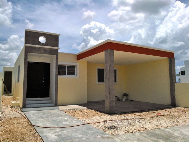 Suministro y Aplicación Integral de Pintura vinil-acril Maya 500 en casa 1 planta de Las Palmas Cholul